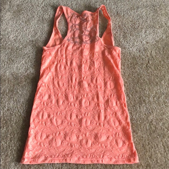 Lace back Tank - Picture 2 of 3